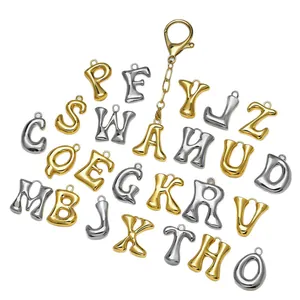 Ciondoli lettere 3D in finitura oro e argento per portachiavi e borse