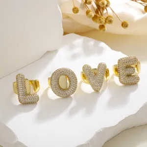 Verstellbares vergoldetes LOVE-Ring-Set mit weißen Zirkonia für Damen