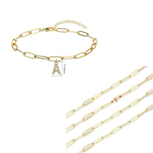 Goldenes Büroklammer-Armband für Damen mit Zirkonia-Buchstabe A Anhänger und Verschluss