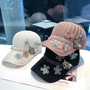 Berretti da baseball in maglia da donna con fiori di cristallo e perle in tre colori