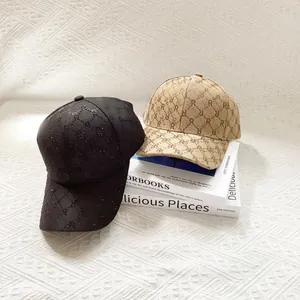 Women's vintage jacquard baseball cap with rhinestone letter R monogram pattern