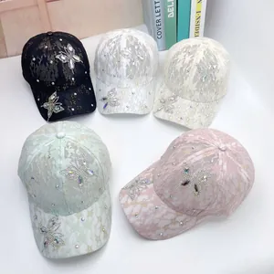 Fünf Farben Spitzen-Baseballkappen mit Strass-Schmetterlingsmuster für Damen