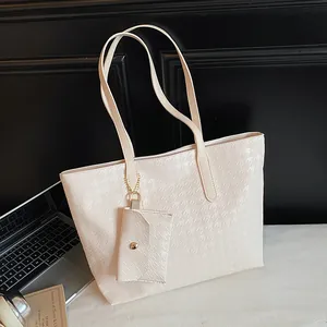 Chic cream white houndstooth tote bag set with matching coin purse for office use