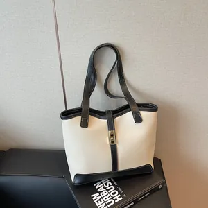 Large Capacity Contrast Color Tote Bag For Women PU Leather Minimalist Shoulder Bag With Metal Buckle Commuter Handbag