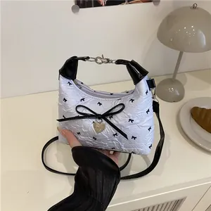 Women Sweet Bow Crossbody Bag Wrinkled Jacquard Handbag With Heart Metal Pendant Pink White Blue Casual Shoulder Bag