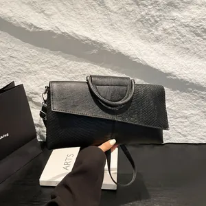 Borsa a Mano in Pelle PU Patchwork con Motivo Serpente per Donna Manico ad Anello in Metallo Tracolla Pochette Elegante da Giorno