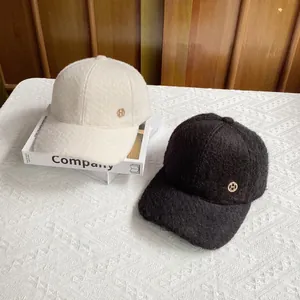 Women Winter Wool Blend Rhinestone Baseball Cap Fashion Letter H Logo Sherpa Warm Adjustable Duck Tongue Hat Fashion Accessory