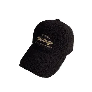 Casquette de baseball en laine d'agneau noire chaude avec broderie vintage