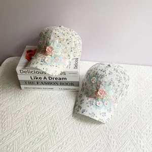 Casquettes de baseball fleuries pour femmes avec fleurs 3D faites main et perles douces