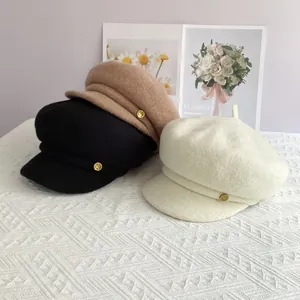 Casquettes gavroche classiques en laine noir beige et kaki avec bouton métallique élégant