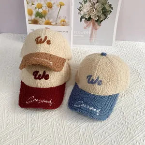 Gorra de Béisbol Sherpa Color Block para Mujer Cálido Sombrero de Lana de Invierno con Bordado de Toalla Ajustable