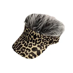 Visera con estampado de leopardo y peluca gris para fiestas estilo hip-hop