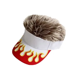 Visière blanche et rouge avec broderie de flammes et perruque synthétique brune
