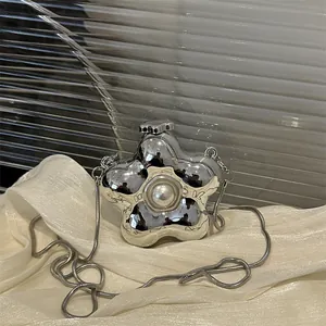 Women Flower Shaped Mini Crossbody Bag Luxury Mirror Artificial Pearl Decoration Shoulder Bag Evening Clutch Bag Chic Small Purse
