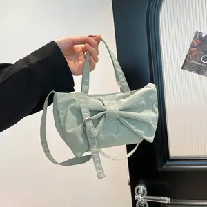Sac à main nœud en nylon vert menthe avec bandoulière réglable pour femmes