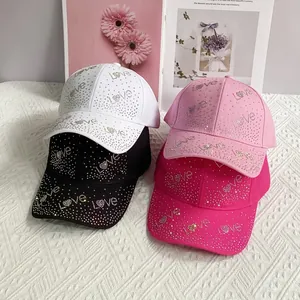 Casquette de Baseball pour Femmes avec Lettres LOVE et Strass en Coton Mode Pare-soleil Extérieur Ajustable Chapeau de Sport Snapback pour Voyage Décontracté