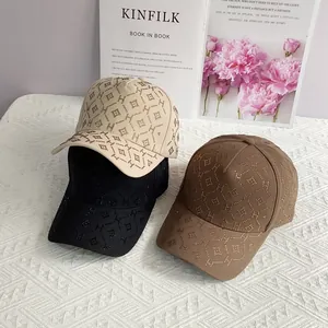 Casquettes de baseball chic beige, noir et café avec motifs luxueux en strass lettre H