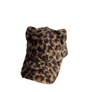 Luipaard baseballpet met schattige kattenoren van dikke pluche imitatie kasjmier