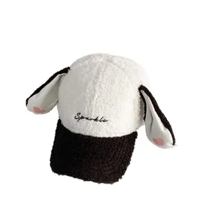 Sparkle Stickerei Fleece Baseballkappe mit langen Hasenohren und rosa Herzdetails
