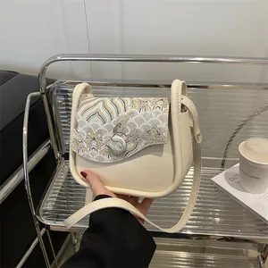 Bolso Bandolera de Cuero PU Vintage para Mujer Nuevo Estilo Chino Bordado Bolso de Hombro Cuadrado Pequeño Con Correa