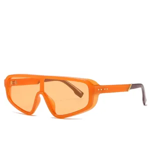 Lunettes de soleil bouclier orange à monture monobloc au style futuriste Y2K chic
