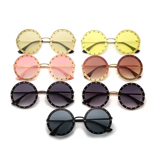 Retro-Sonnenbrille für Damen im runden randlosen Design mit Strasssteinen in vielen Farben