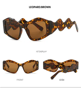 Schmetterlings-Sonnenbrille mit Leopardenmuster, Wellenbügeln und Ansichten aus drei Winkeln