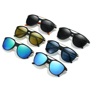 Herren Polarisierte Oval-Sonnenbrille mit mattem schwarzem Rahmen und bunten Gläsern