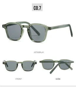 Vue sous trois angles des lunettes de soleil carrées vert foncé avec verres gris