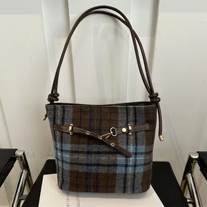 Damen Retro Kariert Wollstoff Eimertasche Mit Lederriemen Gold Metallbeschläge Karierte Schultertasche Handtasche