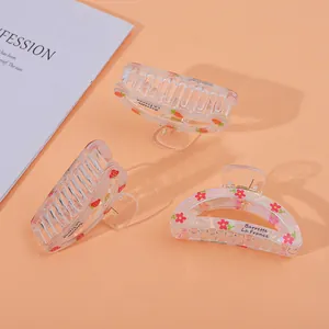 Set of 3 transparent acrylic hair claws with strawberry and floral motifs for summer