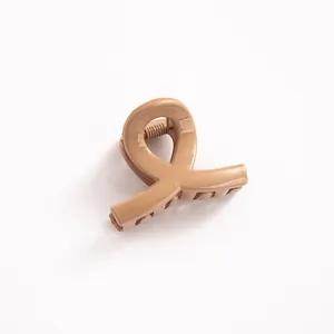 Pince à cheveux cœur kaki mignonne en plastique lisse avec ressort métallique
