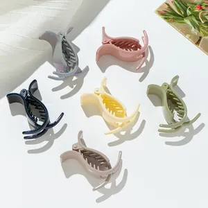 Cute Small Shark Hair Claw Clip With Glitter For Women Children Hair Accessories Non-slip Matte Resin Hair Clips Hair Styling Tools