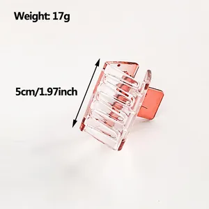 Pinza de pelo cuadrada rosa transparente 5cm 1.97 pulgada 17g sobre fondo blanco