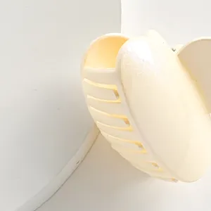 Pince à cheveux ovale crème à paillettes avec éclat perlé et design ajouré élégant