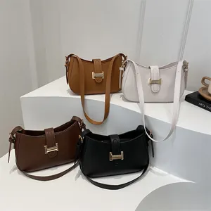 Vintage PU Leather Underarm Shoulder Bag Women Retro Minimalist Crossbody Purse With Golden Metal Buckle