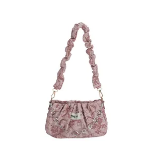Pink pleated cloud bag for women with floral metal chain and trendy bubble texture