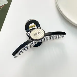 Große 11cm Haarklammer mit rundem Barrette La France Schriftzug in edlem Design