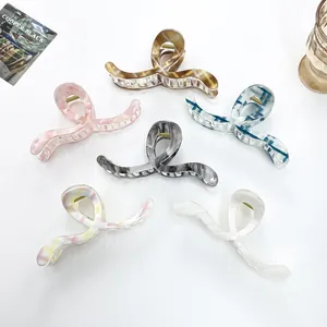 Fashion Large Acrylic Hair Claw Clip Geometric Line Shark Clip Elegant Marble Non-Slip Strong Hold Hair Accessories For Women