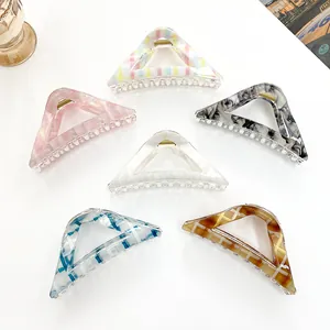 Large Hollow Triangle Hair Claw Clip Geometric Acrylic Hair Clamp Fashion Marble Texture Shark Clip For Women Styling Accessories
