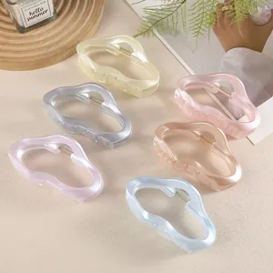 Grande Pince à Cheveux Nuage Nacrée Ajourée Vague Pince Requin pour Cheveux Epais Elégant Accessoire Cheveux Résine Femme