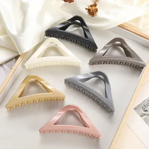 Large Triangle PC Hair Claw Clip Glossy Hollow Shark Clip Fashion Hair Catch For Women Styling Hair Accessories