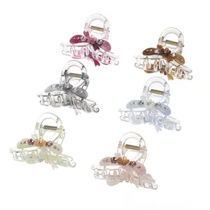 Sechsteiliges Set Mini-Haarklammern aus Acryl mit Blumen-Design und Strasssteinen