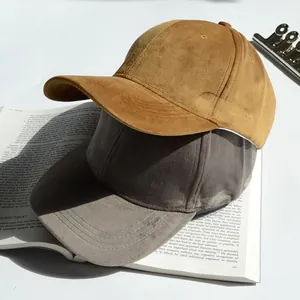 Casquettes de baseball en velours kaki et gris foncé avec visière courbée et six panneaux