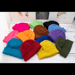 Gorro Unisex Japonés Desgastado de Canalé Invierno Cálido Suave de Acrílico Skull Cap Para Hombre Mujer Casual Streetwear Moda Gorro Hipster