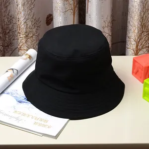 Chapeau bob classique en coton noir pour protection solaire avec accessoires