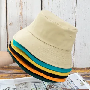 Chapeaux bob classiques en coton de plusieurs couleurs avec bords cousus renforcés