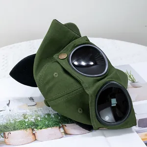 Gorra de béisbol de lona verde militar con gafas de piloto y lindas orejas de gato