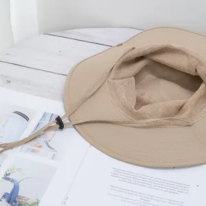 Breathable wide brim beige hiking hat with mesh lining and adjustable windproof strap