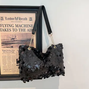 Grand sac fourre-tout noir à paillettes avec bandoulière en chaîne dorée pour femmes chic
